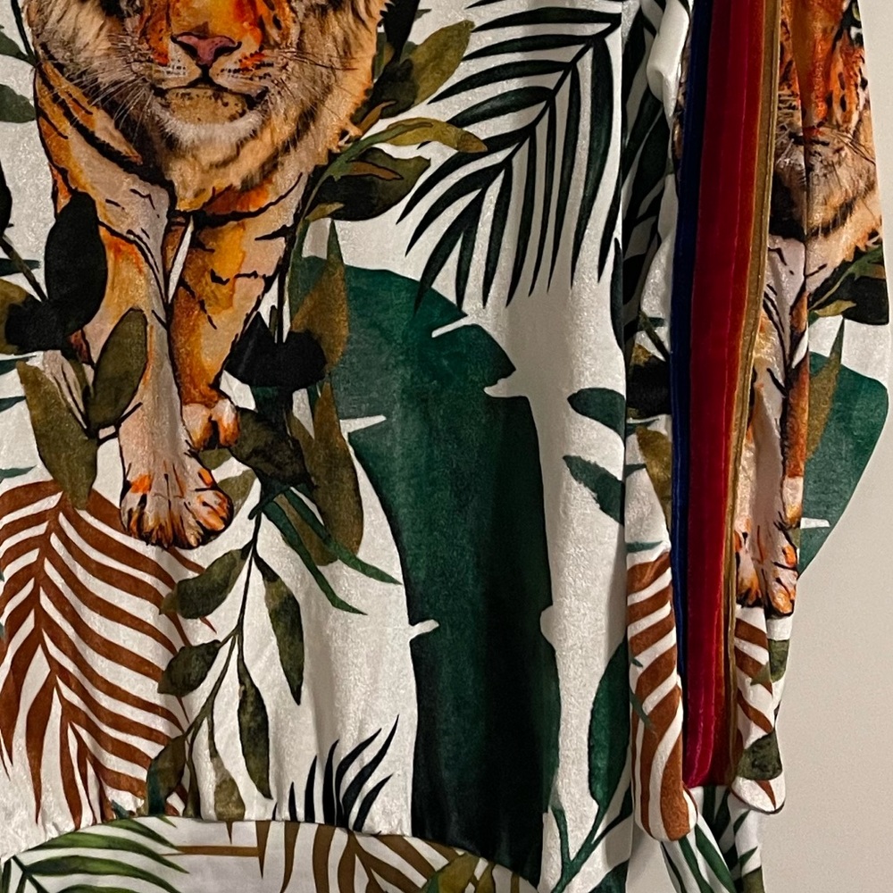 COPY - Aviator nation. Tiger Velvet sweatshirt. Never worn. - Picture 12 of 16